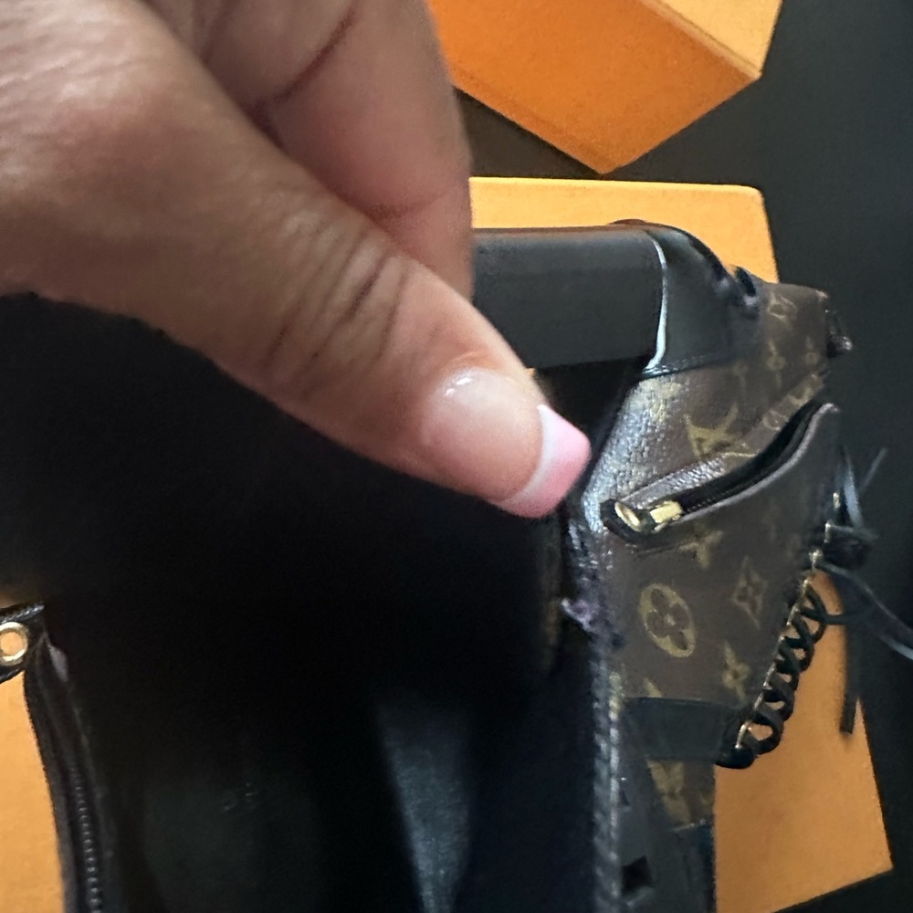 Louis Vuttion Star Trail Ankle Boots 38.5 - Picture 9 of 10